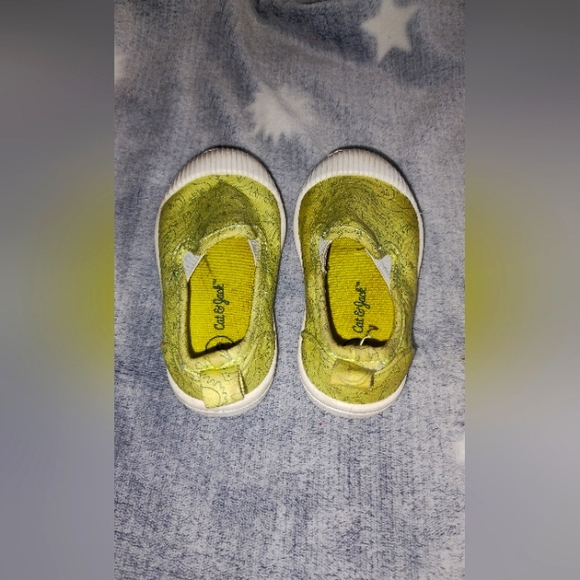 Toddler Shoes - Picture 4 of 4